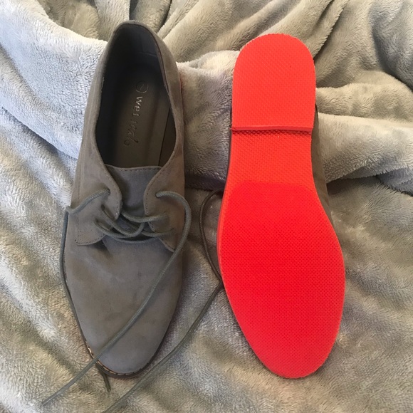 Wet Seal Shoes - Grey wetseal oxfords with orange soles size 7